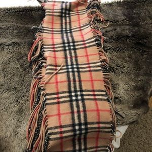 Burberry fringe scarf